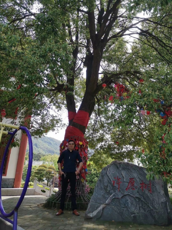 霸气的第一张照片--华容认干亲服务网